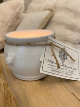 Load image into Gallery viewer, LUXURY FRANKINCENSE AND ANCIENT ROSE SOY CANDLE IN VINTAGE LIONHEAD POT 200grams