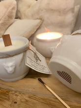 Load image into Gallery viewer, LUXURY FRANKINCENSE AND ANCIENT ROSE SOY CANDLE IN VINTAGE LIONHEAD POT 200grams