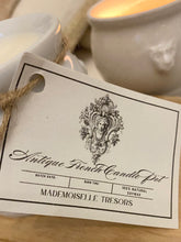 Load image into Gallery viewer, LUXURY FRANKINCENSE AND ANCIENT ROSE SOY CANDLE IN VINTAGE LIONHEAD POT 200grams