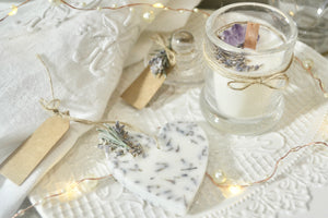 Lavender Scented Soya Wax Candle Infused with Amethyst Stone in Glass Jar